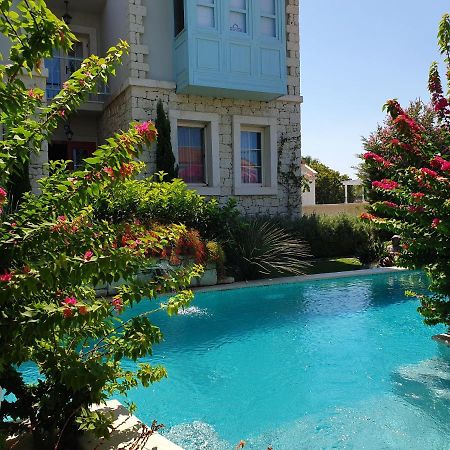 Cassiopeia Hotel Alacatı Bagian luar foto