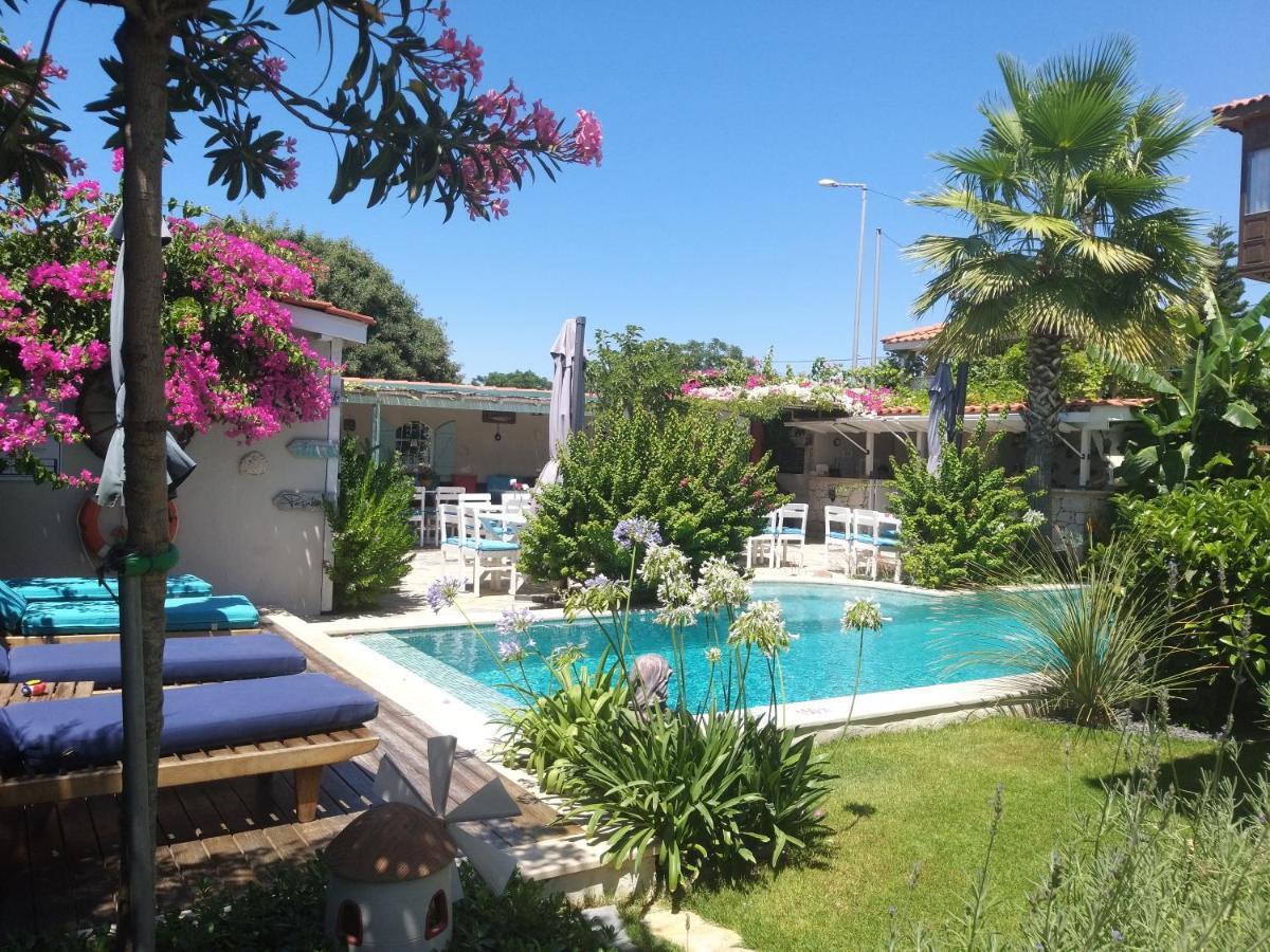 Cassiopeia Hotel Alacatı Bagian luar foto